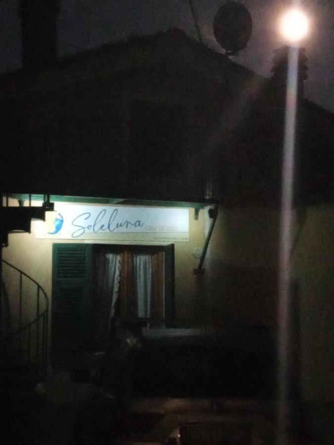 Soleluna Carro Extérieur photo